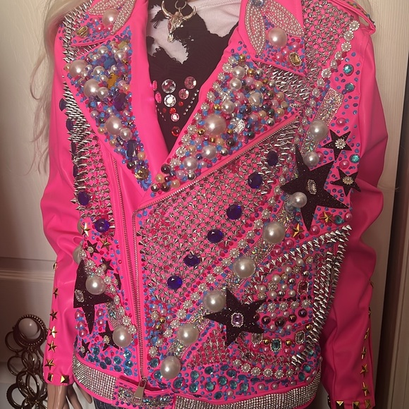 Size 2xl Neon Pink bling jacket - Picture 2 of 5